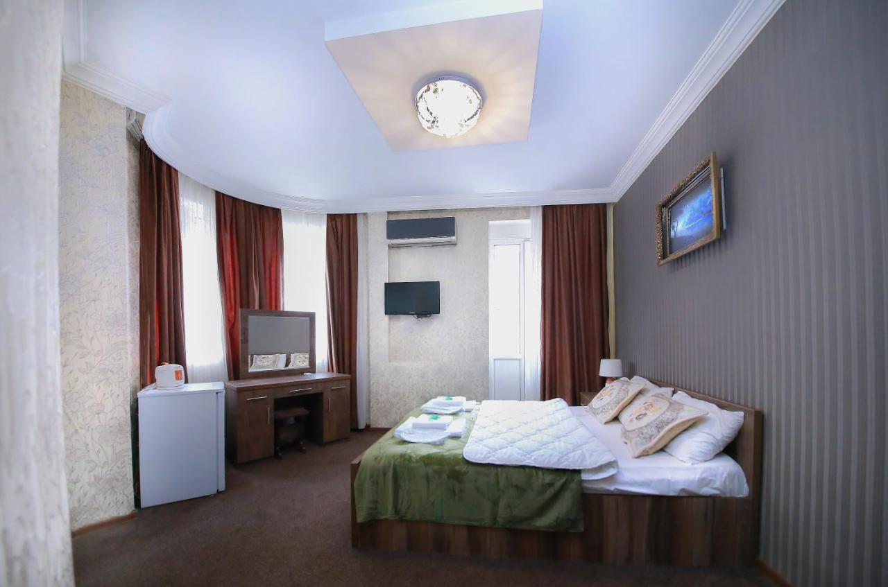 Royal Hotel Tbilisi Exterior foto