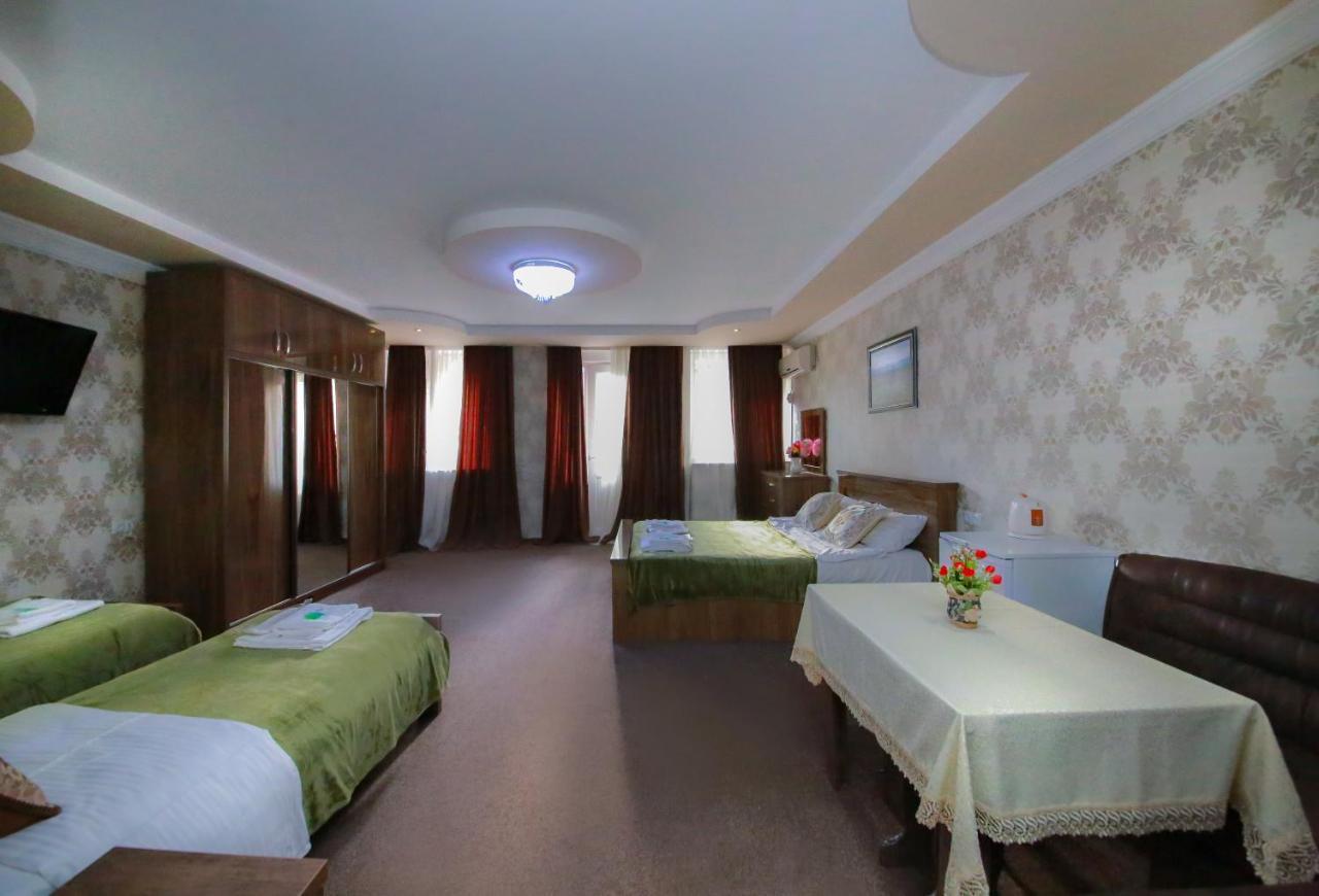 Royal Hotel Tbilisi Exterior foto